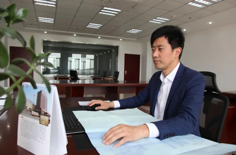 海安名匠丨江苏鹏飞集团股份有限公司设计中心主任，高级工程师、高级技师李晓平